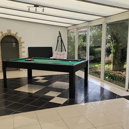 De Avec Piscine, Billard & Petanque